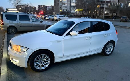 BMW 1 серия, 2008 год, 880 000 рублей, 11 фотография