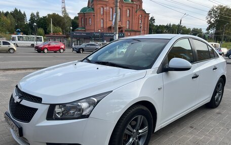 Chevrolet Cruze II, 2012 год, 680 000 рублей, 2 фотография