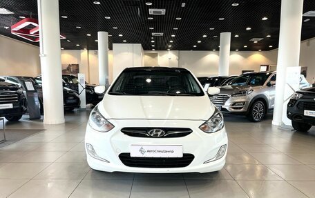 Hyundai Solaris II рестайлинг, 2011 год, 580 000 рублей, 2 фотография