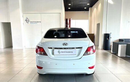 Hyundai Solaris II рестайлинг, 2011 год, 580 000 рублей, 7 фотография