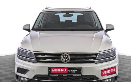 Volkswagen Tiguan II, 2018 год, 2 750 000 рублей, 2 фотография