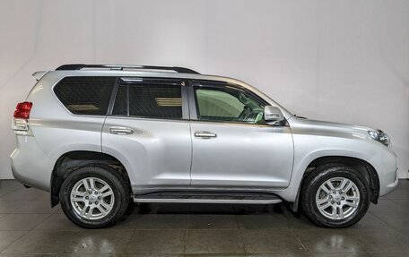 Toyota Land Cruiser Prado 150 рестайлинг 2, 2012 год, 2 690 000 рублей, 4 фотография