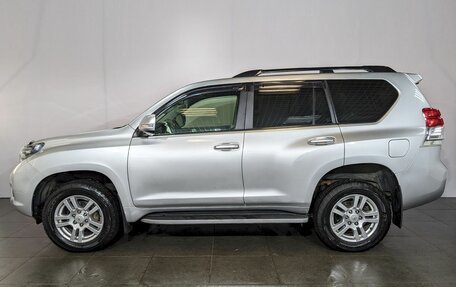 Toyota Land Cruiser Prado 150 рестайлинг 2, 2012 год, 2 690 000 рублей, 8 фотография