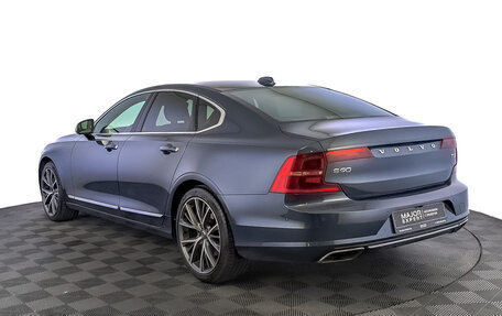 Volvo S90 II рестайлинг, 2017 год, 2 850 000 рублей, 7 фотография