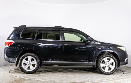 Toyota Highlander III, 2013 год, 2 399 000 рублей, 4 фотография