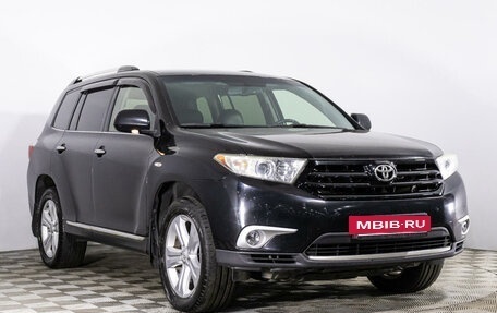 Toyota Highlander III, 2013 год, 2 399 000 рублей, 3 фотография