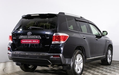 Toyota Highlander III, 2013 год, 2 399 000 рублей, 5 фотография