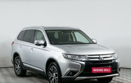 Mitsubishi Outlander III рестайлинг 3, 2017 год, 2 069 000 рублей, 3 фотография