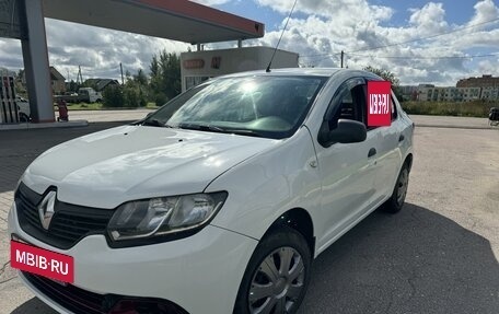 Renault Logan II, 2018 год, 636 000 рублей, 2 фотография