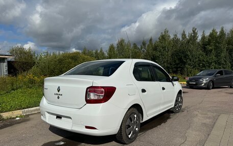 Renault Logan II, 2018 год, 636 000 рублей, 4 фотография