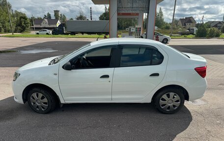 Renault Logan II, 2018 год, 636 000 рублей, 3 фотография