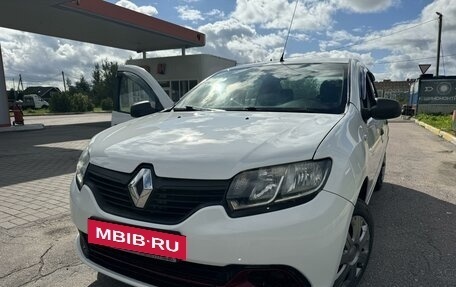 Renault Logan II, 2018 год, 636 000 рублей, 5 фотография