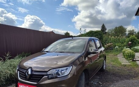 Renault Sandero II рестайлинг, 2018 год, 1 550 000 рублей, 1 фотография