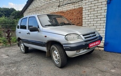 Chevrolet Niva I рестайлинг, 2004 год, 255 000 рублей, 1 фотография