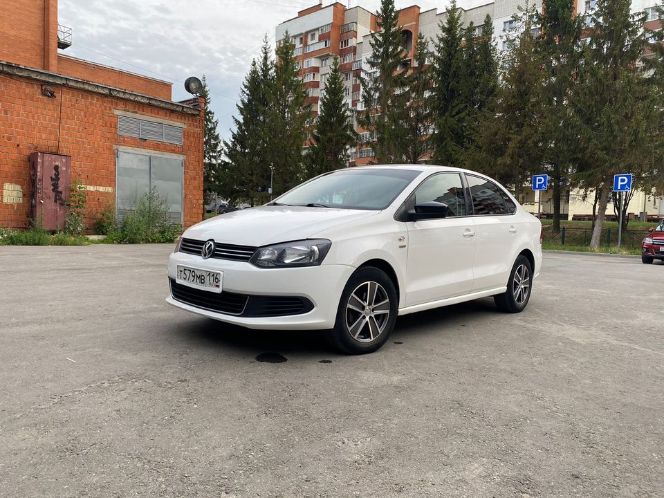 Volkswagen Polo V, 2013 год, 970 000 рублей, 9 фотография