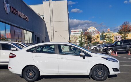 Ford Fiesta, 2016 год, 850 000 рублей, 4 фотография