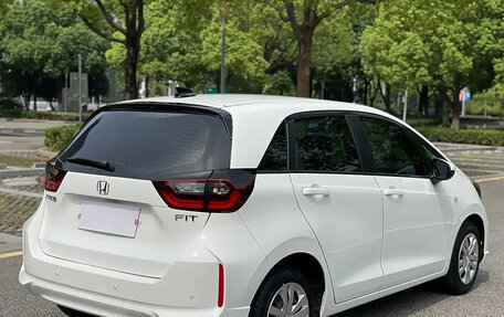 Honda Fit, 2021 год, 1 385 000 рублей, 7 фотография