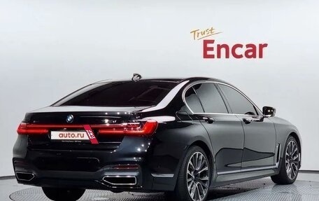 BMW 7 серия, 2021 год, 7 555 555 рублей, 2 фотография