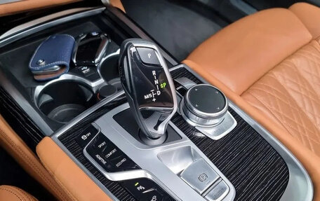 BMW 7 серия, 2021 год, 7 555 555 рублей, 12 фотография