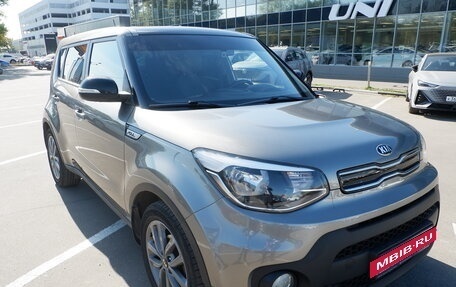 KIA Soul II рестайлинг, 2018 год, 1 589 000 рублей, 3 фотография