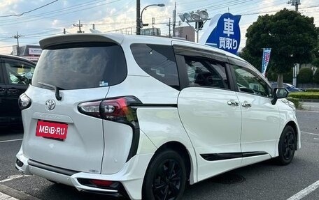 Toyota Sienta II, 2021 год, 1 380 005 рублей, 4 фотография