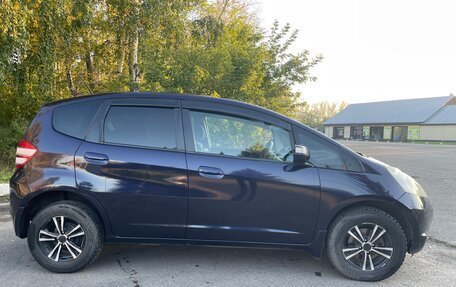 Honda Fit III, 2008 год, 815 000 рублей, 6 фотография