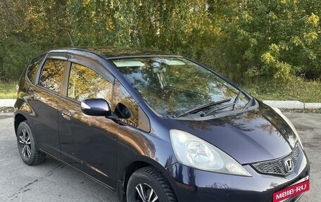 Honda Fit III, 2008 год, 815 000 рублей, 5 фотография