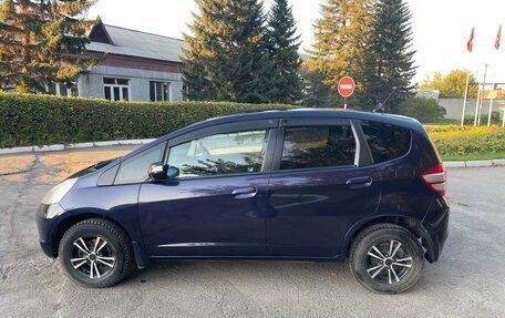 Honda Fit III, 2008 год, 815 000 рублей, 10 фотография