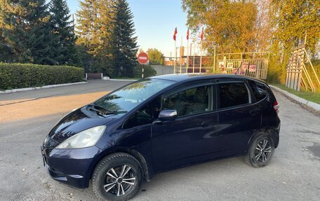 Honda Fit III, 2008 год, 815 000 рублей, 11 фотография