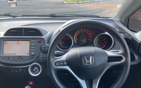 Honda Fit III, 2008 год, 815 000 рублей, 14 фотография