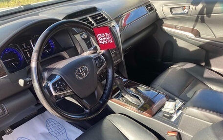 Toyota Camry, 2017 год, 2 450 000 рублей, 3 фотография