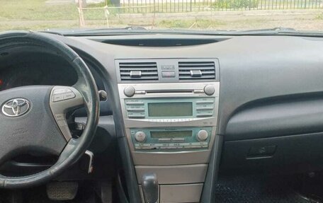 Toyota Camry, 2006 год, 1 400 000 рублей, 7 фотография