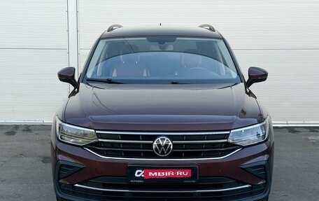 Volkswagen Tiguan II, 2020 год, 2 790 000 рублей, 3 фотография