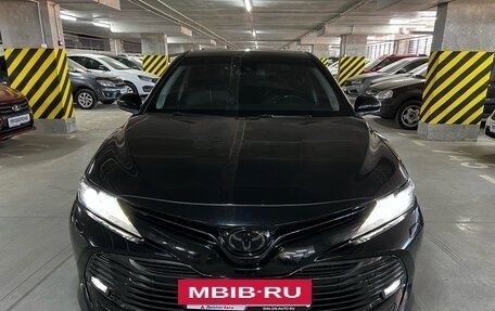 Toyota Camry, 2019 год, 3 199 000 рублей, 2 фотография