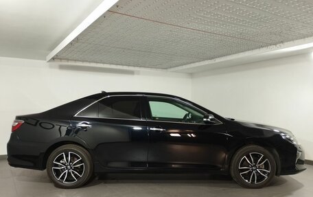 Toyota Camry, 2017 год, 2 297 000 рублей, 3 фотография