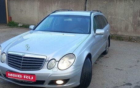 Mercedes-Benz E-Класс, 2008 год, 1 050 000 рублей, 3 фотография