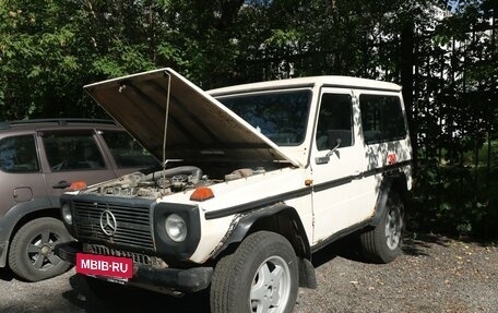 Mercedes-Benz G-Класс W463 рестайлинг _ii, 1985 год, 850 000 рублей, 3 фотография