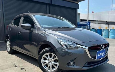 Mazda Demio IV, 2015 год, 860 037 рублей, 3 фотография