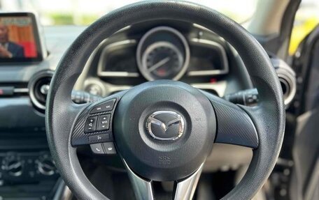 Mazda Demio IV, 2015 год, 860 037 рублей, 13 фотография