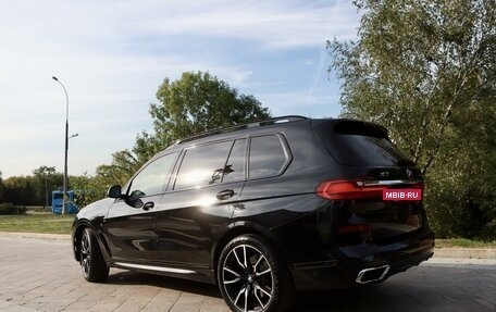 BMW X7, 2019 год, 10 800 000 рублей, 3 фотография