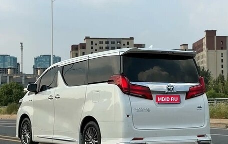 Toyota Alphard III, 2021 год, 5 300 850 рублей, 6 фотография