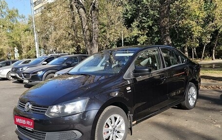 Volkswagen Polo VI (EU Market), 2013 год, 720 000 рублей, 1 фотография