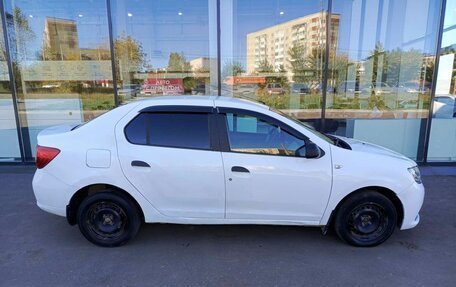 Renault Logan II, 2014 год, 580 000 рублей, 4 фотография