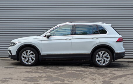 Volkswagen Tiguan II, 2021 год, 2 950 000 рублей, 30 фотография