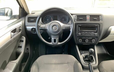 Volkswagen Jetta VI, 2012 год, 950 000 рублей, 12 фотография