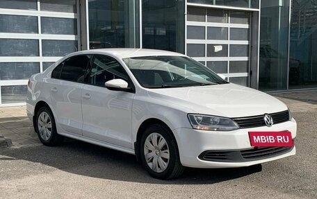 Volkswagen Jetta VI, 2012 год, 950 000 рублей, 3 фотография