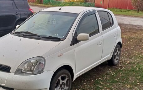 Toyota Vitz, 2000 год, 210 000 рублей, 2 фотография