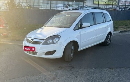 Opel Zafira B, 2013 год, 450 000 рублей, 1 фотография