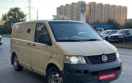 Volkswagen Transporter T5 рестайлинг, 2005 год, 1 180 000 рублей, 1 фотография