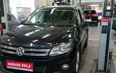 Volkswagen Tiguan I, 2013 год, 1 669 500 рублей, 1 фотография